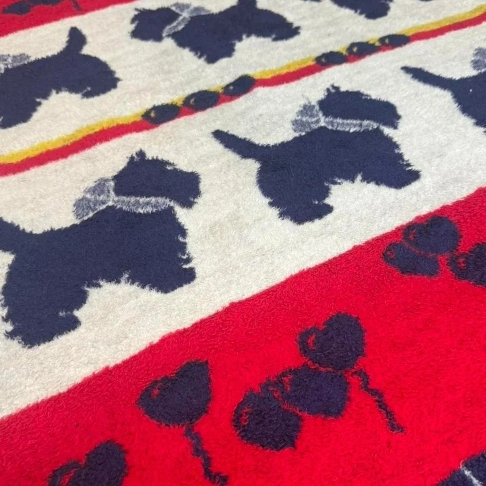 San Marcos Linea Dorada‎ Vintage Scottie dog throw blanket Size: 40 x 42 inches